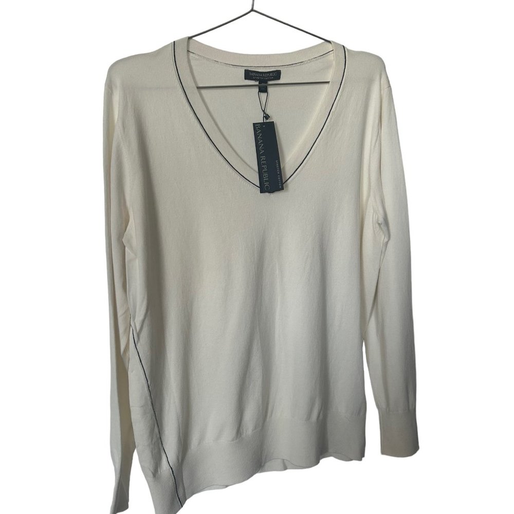 Banana Republic White V-neck with Black Detail Pullover Sweater Size M